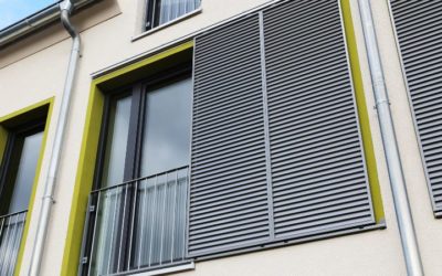 ¿Cómo colocar ventanas mallorquinas de aluminio?